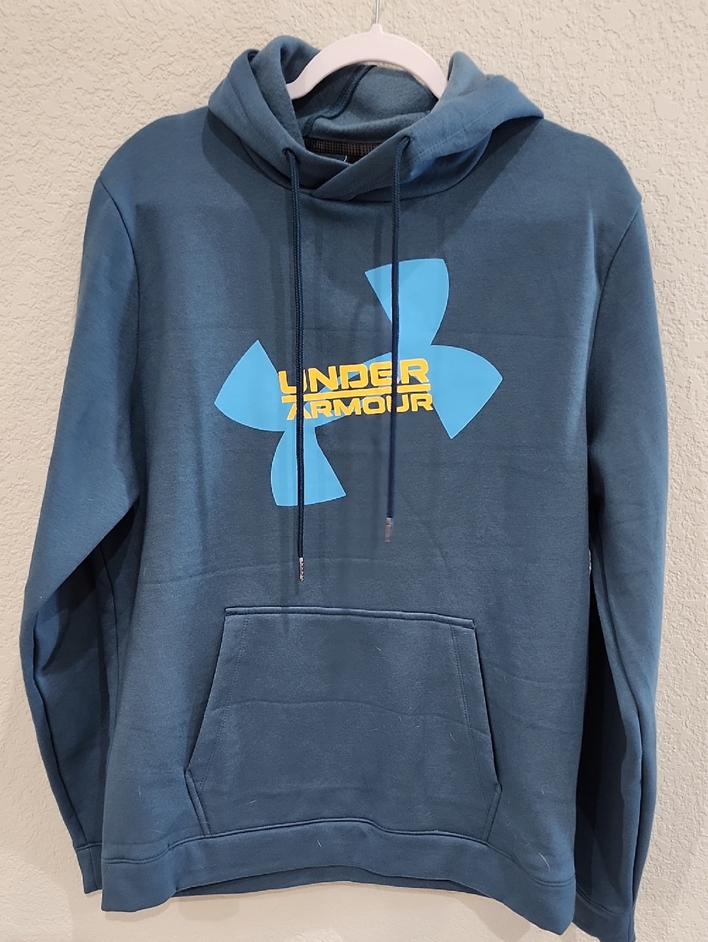NWT Under Armour Teal Atheletic Pullover Hoodie Yellow Logo Street Activewear Md